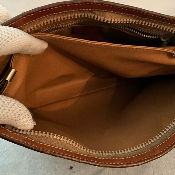 Celine Clutch - Picture 11 of 13